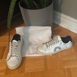 Oliver Cabell White Sneakers with Black Details